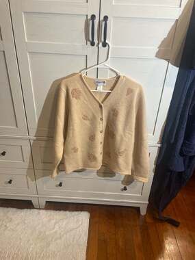 Pendleton Vintage 100% Lambswool Embroidered Leaf Cardigan Sweater L Yellow